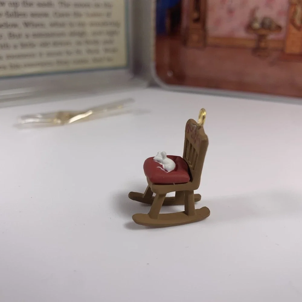Hallmark 1992 Keepsake Ornament Collector's Series The Night Before‎ Christmas